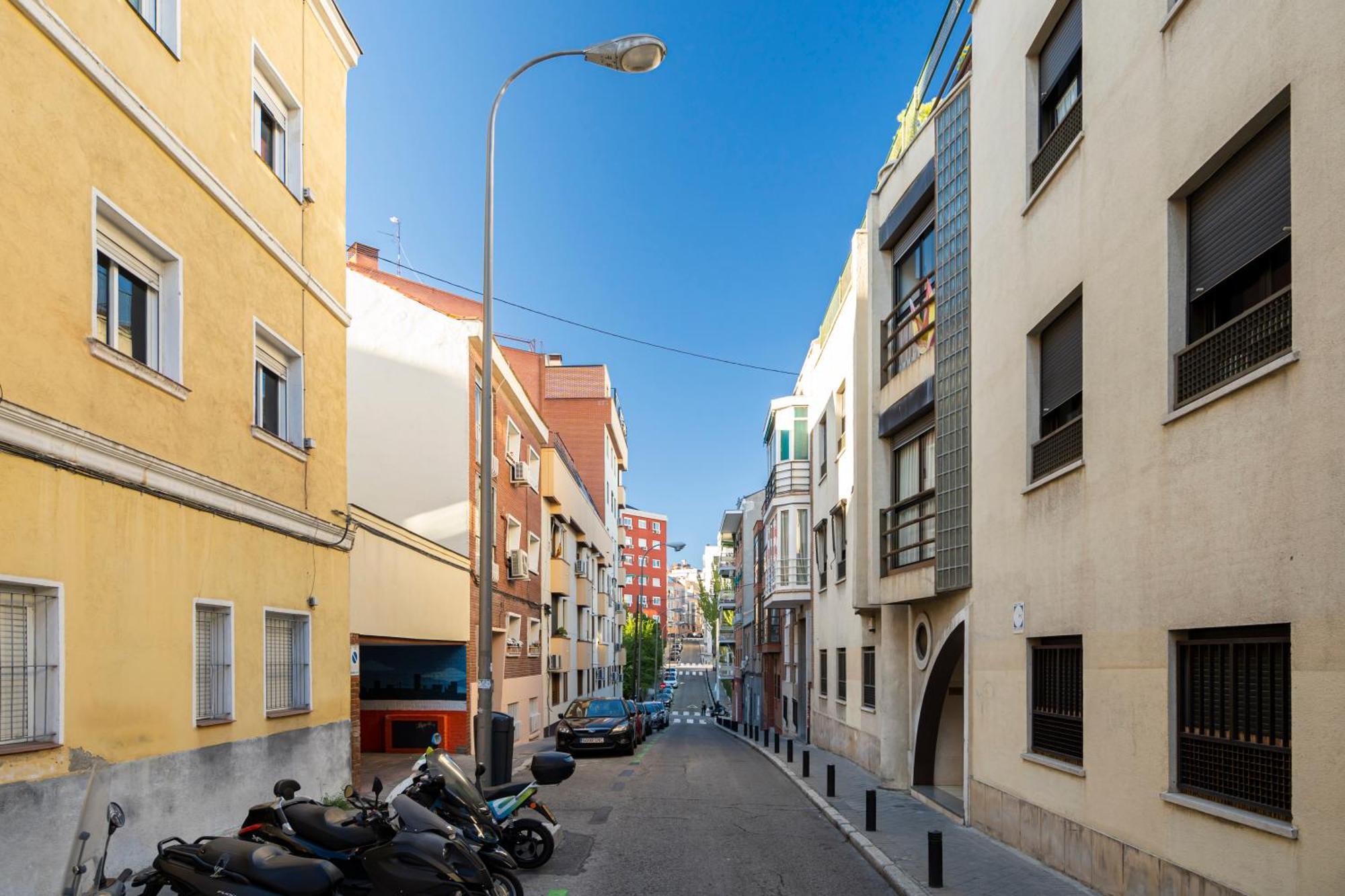 Dobo Homes Francisco Santos *